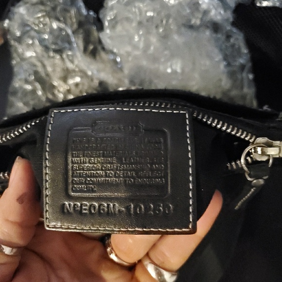 Coach - Picture 3 of 5